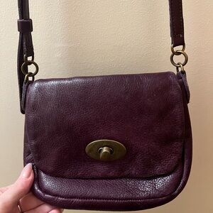 Vintage Roots plum Leather cross body Bag